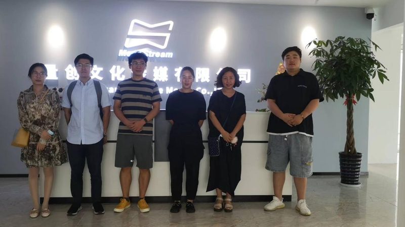 儿童短视频拍摄三脚架推荐